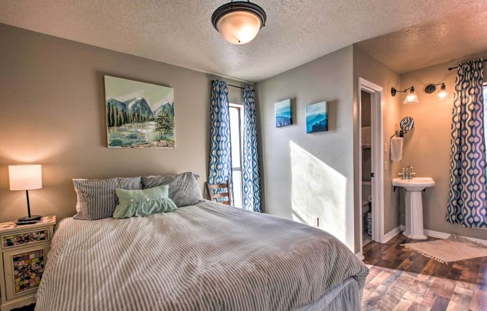 Modern Mountain Retreat w/ Views: Ski, Golf & Hike