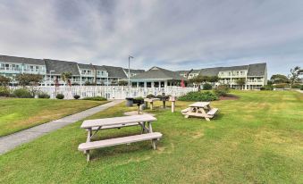 Emerald Isle Condo w/ Indoor Pool & Beach Access!
