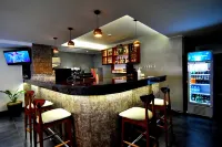 Victoria Mews Hotel - С баром