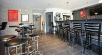 Hotel le Voyageur Hotels in Beauport