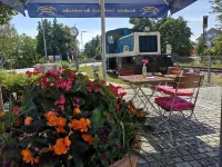 Übernachtung im nostalgischen Bahnwaggon Hotels in Neukirchen