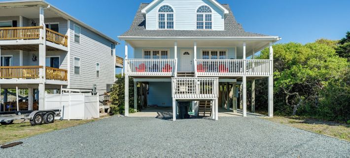 Topsail Beach Vacation Rental: Idyllic Ocean Views Hotels in Pender County