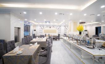 Le Indochina Hotel & Beach Da Nang City