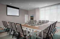 Home2 Suites by Hilton Eugene Downtown  University Area