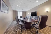 Comfort Suites and Conference Center Hotels in Worthington