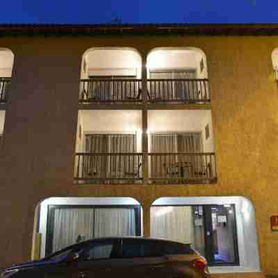 Hôtel Le Relais Hotel Exterior