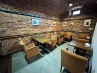 إريس أبارتهوتل Hotels near المدينة القديمة
