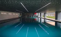 安德涅斯特阿克堤瓦家庭酒店 - 泳池