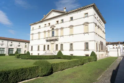 Residenza Villa Vecelli Отели в г. 