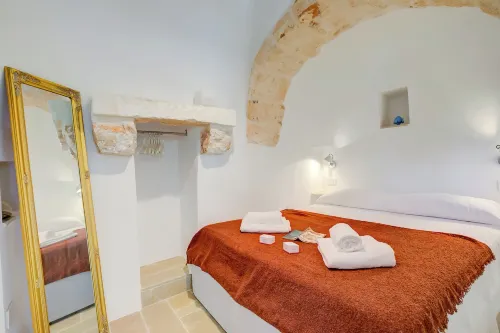 Dimora Tra Gli Ulivi With Private Jacuzzi - Happy Rentals - Bathtub