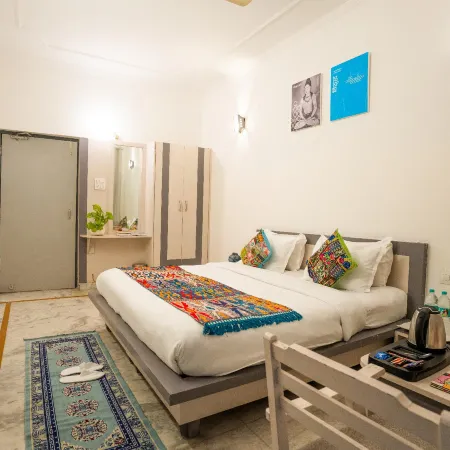 Chakrah by Hermitage Rishikesh