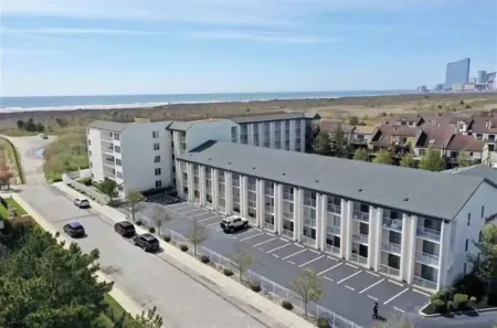 Lovely Ocean Front Condo In Brigantine, NJ