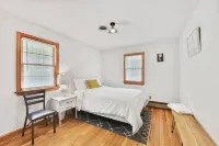Peaceful Mountain Retreat Near Appalachian Trail, Wineries, Breweries and More