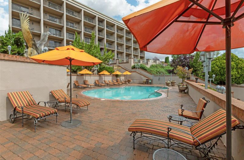 Best Western Plus Arroyo Roble Hotel Creekside Villas photo 5
