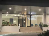 Premium 1BR Condo in New Kingston Hotels in 