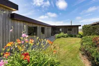 The Pilot House by AvantStay Stunning Home Right on Arch Cape Beach