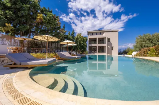 Alissachni SeaSide Hotel