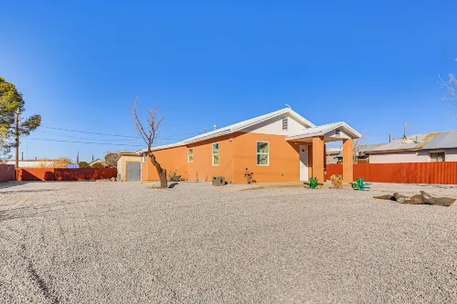 3 Mi to Elephant Butte Lake: Cozy Retreat!