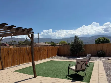 Beautiful and cozy home, perfect for long stay Отели рядом с достопримечательностью «Парк Вашингтон»