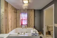 Spacious Sheboygan Home w/ Grill & Fire Pit! - acceptant les animaux