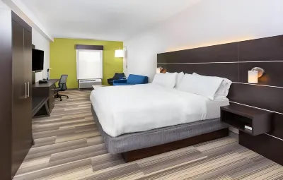 Holiday Inn Express & Suites Morristown Hotels in der Nähe von Lay'd Out At The Park