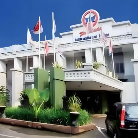Pardede International Hotel