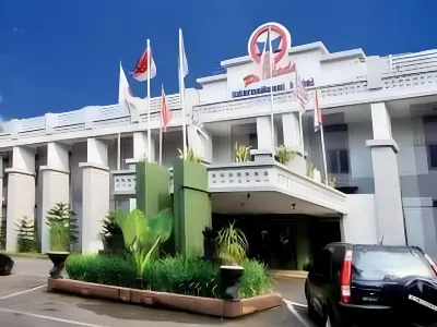 Pardede International Hotel Hotel dekat grosir snack dan jajanan KURNIA