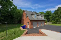 The Carriage House-Serene, Rural Setting w/Firepit Hotel a Rapho Township