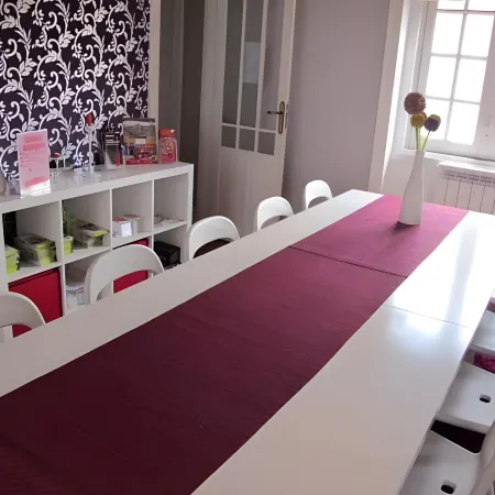 Rivoli Cinema Hostel Отели рядом с достопримечательностью «Параньос»