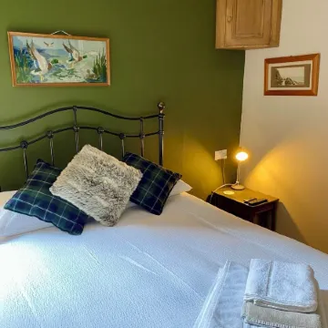 Highland Rooms - Room Only No Breakfast