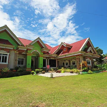 Loboc Airbnb Travellers Inn