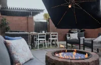 Canyon Rest! Sleeps 10, Pool, Private Patio/Hottub