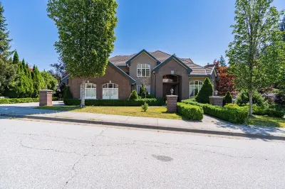 Luxury Italian-Style House-Whole 850 sf Ground Floor-1 Bed/1 Bath/1 Dining Hotels near Como Lake Park