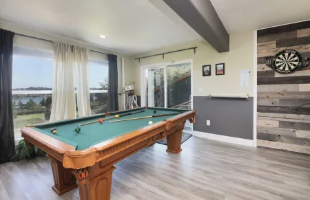 Fairway Harbor View by AvantStay Outdoor Oasis Отели рядом с достопримечательностью «Парк округа Дабл Блафф»