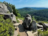 2-Bedroom Apartment in Center Southwest Harbor- "Seawall"