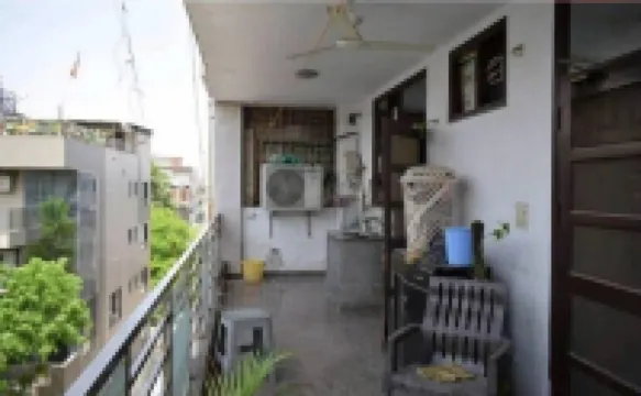 Castle Inn Serviced Apartment