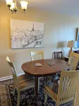 Cozy 1-bedroom condo in Downtown Winston-Salem, free parking!