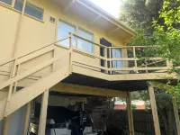 Tyrone Foreshore Treetop Cottage