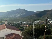 Casa con increíbles vistas al mar a pie de montaña