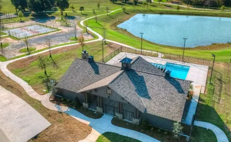 LakeItToTheLimit Loft - New Charming studio in Eufaula's Patriot Pointe