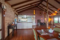 Stone Cottage Wallaby Ridge Hideaway Retreat Các khách sạn ở Possum Brush