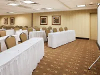 Hampton Inn & Suites Chicago/St. Charles Hotels in Kane County