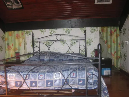 Jolie petit studio 1er étage mansarder