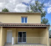 House with terrace T2 bord de sorgue Hotels in Entraigues-Sur-La-Sorgue