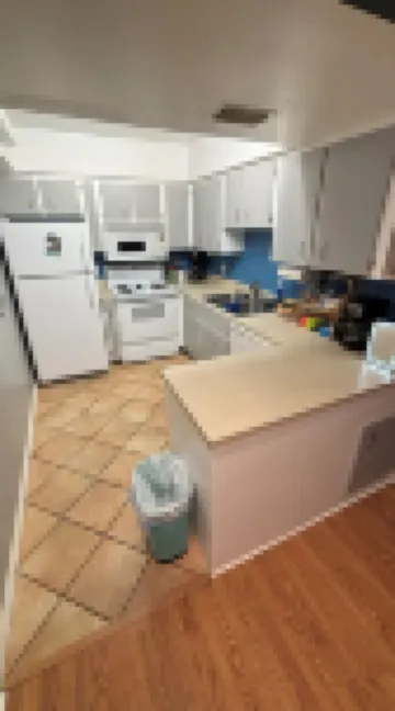 2 Bed 2 Bath Condo Near Beaches in Charming Fort Myers with Pool, WiFi, AC, TV 麥格雷戈酒店