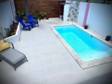 NEW 2 Bed2 Bath Tropical Villa.Ultimate Escape! Private Pool.Covered Patio & BBQ