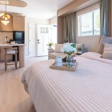 Charming studio in delightful Escondido with AC
