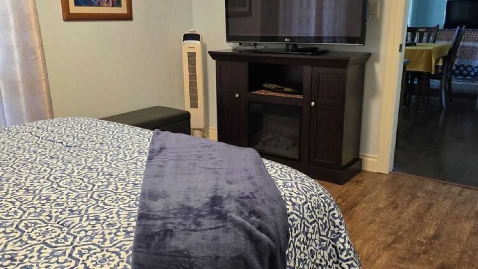 Cozy Pet Friendly Guest Suite