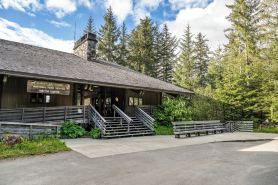 Glacier Bay Lodge