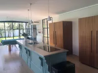 Large vacation home Hotels in Le Bouscat